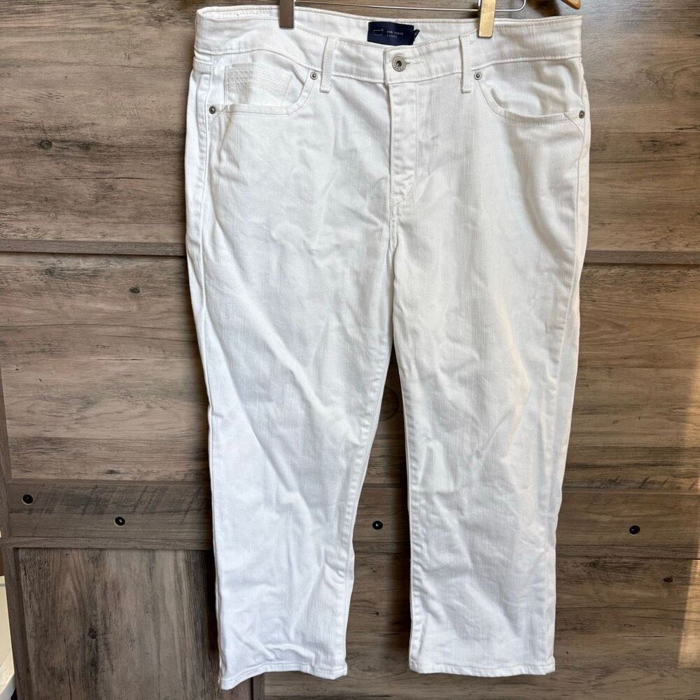Levi's Demi Curve Classic 16 White Jeans Ankle Pants Coastal Beach Preppy Boho